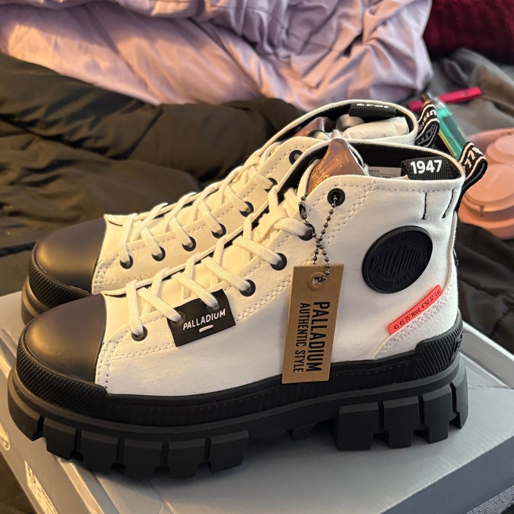 Palladium White and Black High-Top Boots